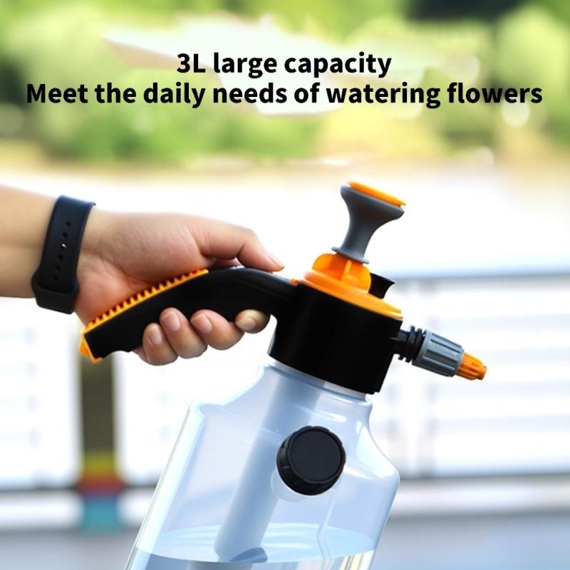 Large Capacity Plastic Plant Watering Can With Adjustable Nozzle for Outdoor Cleaning And Horticulture
