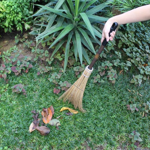 Azuma Industrial Azuma Outdoor Broom, Artisan Broom, Garden Short Handle, 20cm Bristles, 78cm Total Length, Professional-Grade Garden Broom, SY189