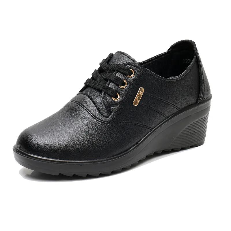 

Модные женские кожаные кроссовки GKTINOO 2025 весна-осень, обувь на платформе, женские клиновидные повседневные туфли, туфли на высоком каблуке для мамы, обувь на шнуровке 10