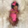 Naturtro 50 cm LOULOU Søvn Simulering Bebe Reborn Doll 3D Maling Svart Mørk hud Nyfødte dukker Soft Touch Kosebabydukke Leker for barn Feriegave