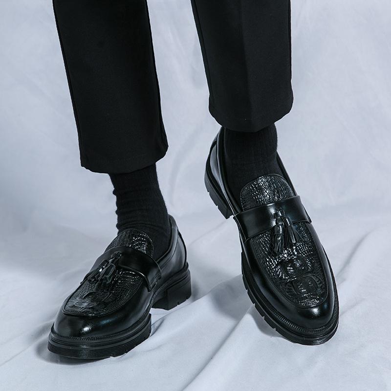 Größe 46 Leder-Fransenschuhe Herren Business-Kleid Krokodilmuster Einslipper Dicke Sohle Erhöhend Fußbedeckend Herrenschuhe