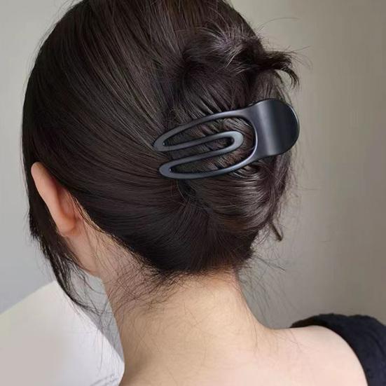 Women Hair Clip Hollow Out Matte Texture Decorate Anti-slip Hair Decoration Elastic Hold Tightly Women Hairpin Hair Accessory