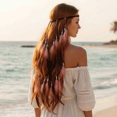 Synthetisches geflochtenes Seil Boho Feder Kopfschmuck Verstellbare Schiebeperle Lebhaftes orangefarbenes Gefieder Tribal Haarverlängerung Sicheres Passband