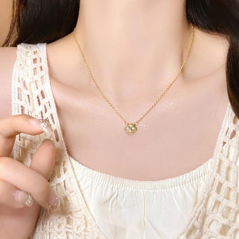 Zircon Multicolor Four-Leaf Clover Necklace for Women - Elegant Clavicle Chain with Blue Pendant