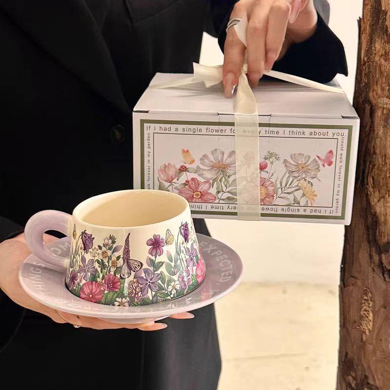 

Retro Ceramic Cup And Saucer Feeling Violet Oil Painting Coffee Cup And Saucer Set Afternoon Tea Latte Mug Gift Box 260ML
