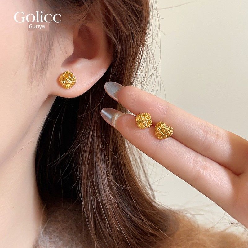 Gold Brushed Small Sugar Cube Stud Earrings for Women 2025 New Arrival Best Selling Accessible Luxury Fancy Dignified Generous Style Unique Earrings