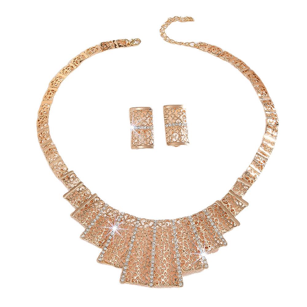 

Серьги из циркония