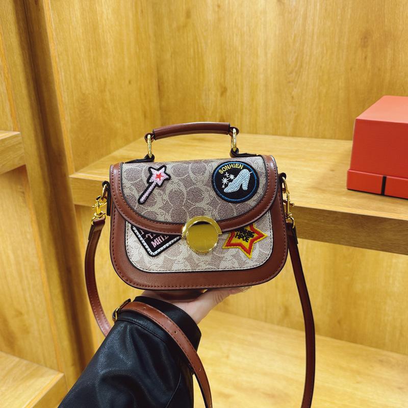 Bag women's new women's bag hot-selling contrasting color handbag badge decoration shoulder small square bag tide