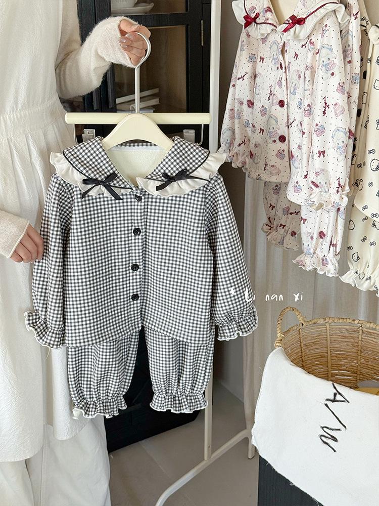 Girls' Autumn/Winter 2025 Fleece Pajama Set: Warm, Korean Style Bow Design for Small To Medium Children