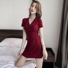 Hepburn style sexy dress for women's summer new slim fit and thin V-neck small black dress for small people with high waist A-shaped skirt