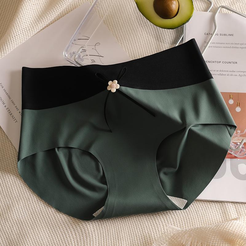 

Женские летние тонкие бесшовные трусы-слипы со средней посадкой из удлиненного ледяного шелка XL зелёный