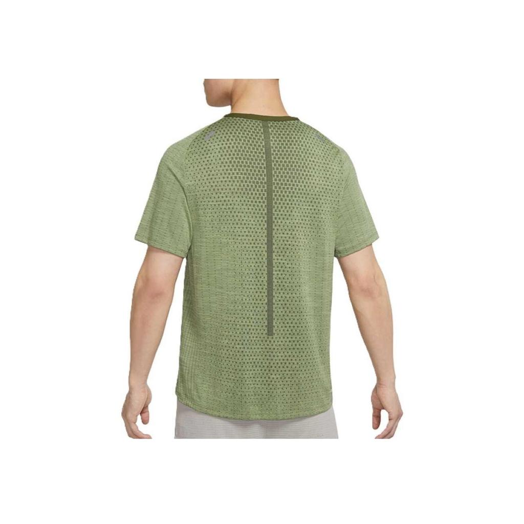Nike As M Nk Dfadv Techknit Ultra Feuchtigkeitstransportierend Bequemes Kurzarm-T-Shirt Herren Oberteile Grün DM4754-326