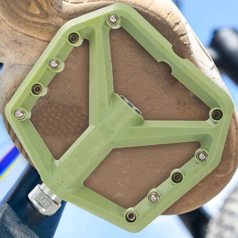 Light Weight Nylon Bicycles Pedal Aluminum Sealed Bearings Road Bike Pedal Replacement NonSlip Mountain Bicycles Pedal