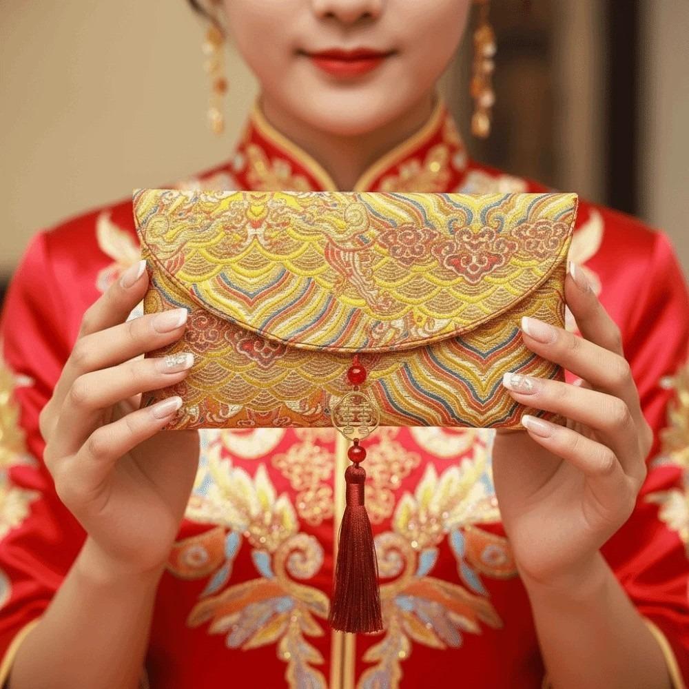 Traditional Spring Festival Red Envelope Embroidered Polyester Lucky Money Packet Tassel Thickened Wedding Hongbao