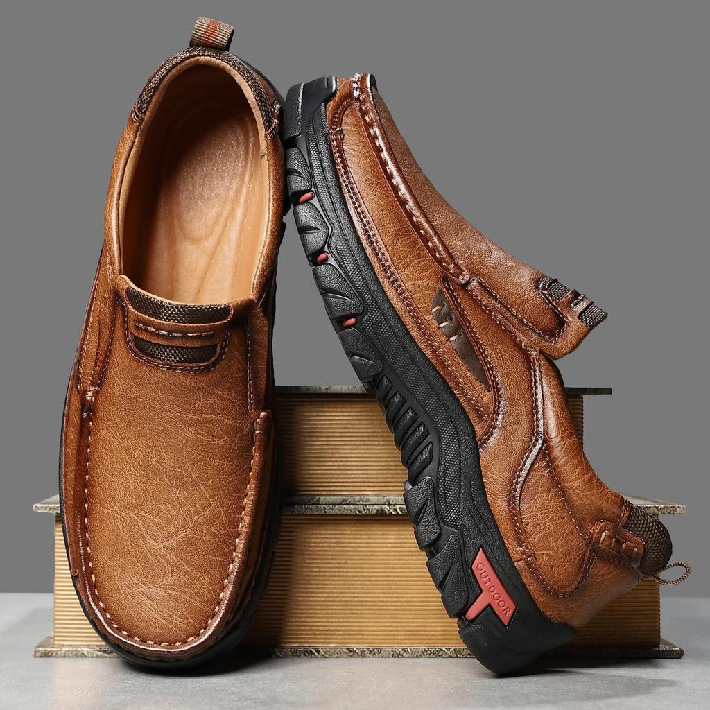 Fashion 2025Men's Slip-On Casual Leather Shoes Wear-Resistant Anti-Skid Round Toe Loafers Thick Bottom Dress Footwear All Season