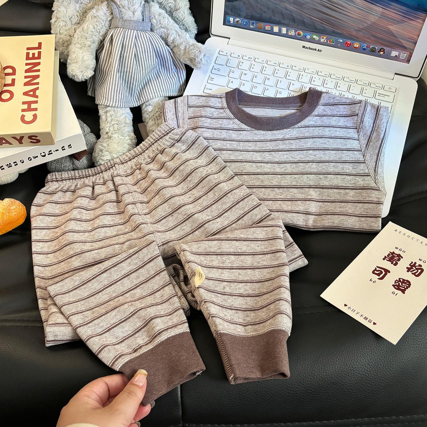 

Children s Warm Seamless Striped Cotton Underwear Set for Medium and Large Sizes - Autumn Pajama Pants and Top 80cm