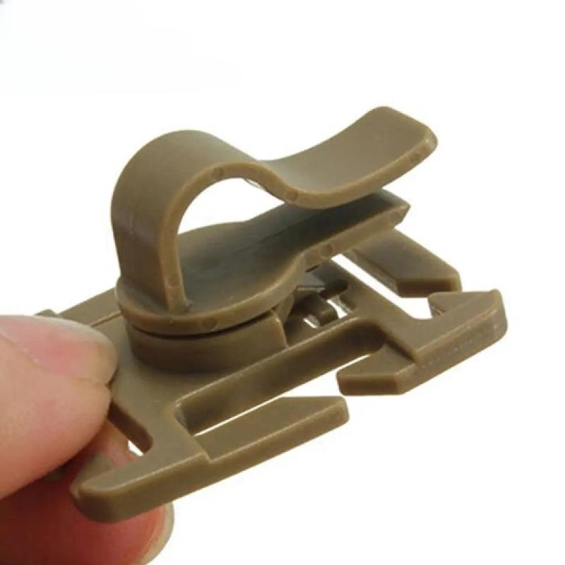 Water Tube Clip 8 Levels Adjustable Angle Hydration Bladder Hose Holder Outdoor Multi-Purpose Carabiner Keychain Camping Hiking