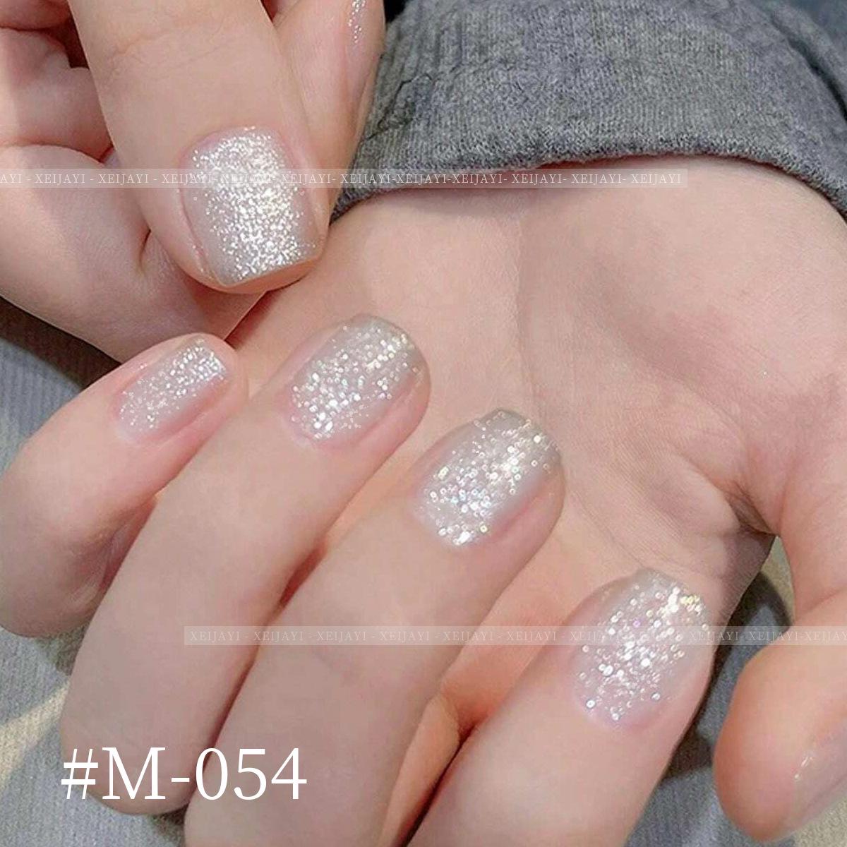 

Гель-лак с серебристым шиммером «Ледяной кристалл» - Стойкий, Отбеливающий, Гель для светотерапии