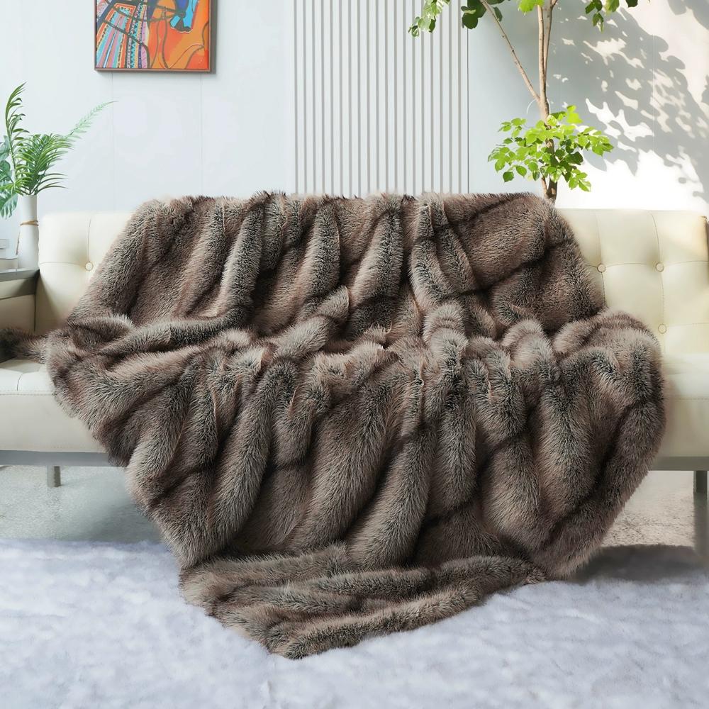 Luxury Faux Fur Blanket High-end Bed Fox Fur Blankets For Beds Plaid on The Sofa Cover Decoration Home Blankets And Throws