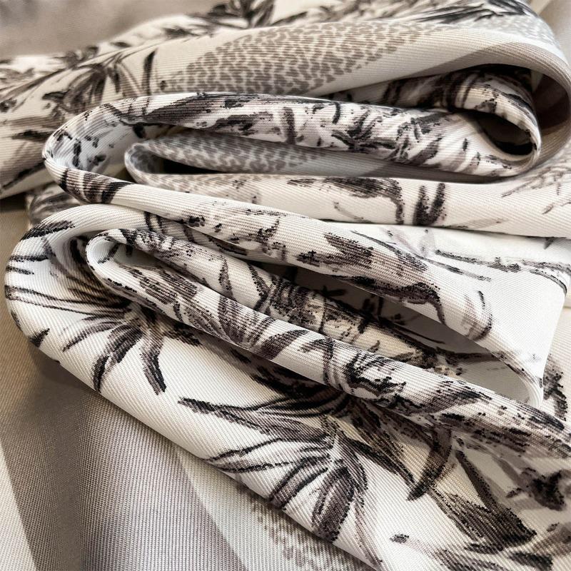 Kadın S Çiçek Baskılı Kare Eşarp Dört Mevsim Zarif Moda Aksesuarı
