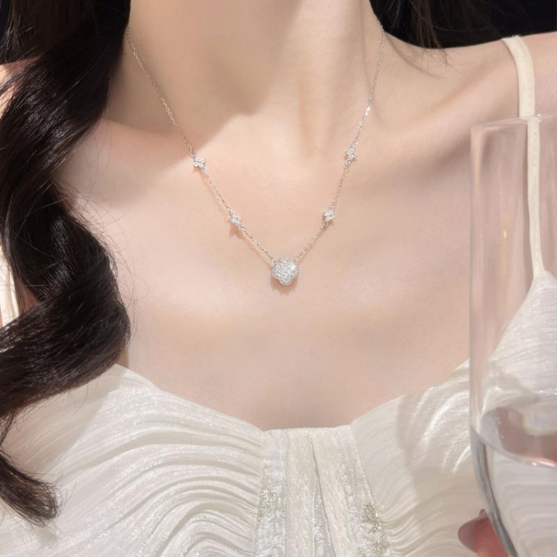 S925 Sterling Silber Kleeblatt Halskette für Damen Voller Diamant Schlüsselbein Kette Leicht