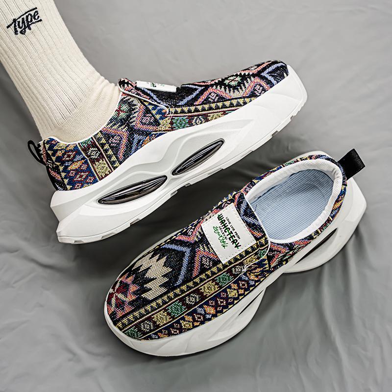 Men’s Sports Shoes Casual Street Style Platform Sneakers Students Over Sized Printed Skateboard Shoes Height Increase