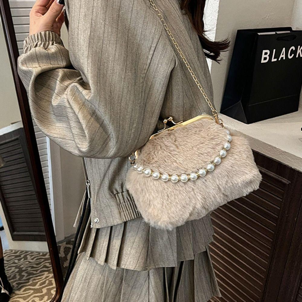 Trendy Pearl Evening Bag Kiss Lock Fluffy Faux Fur Handbag Cheongsam Accessories Single Shoulder Shell Crossbody Bag Wedding