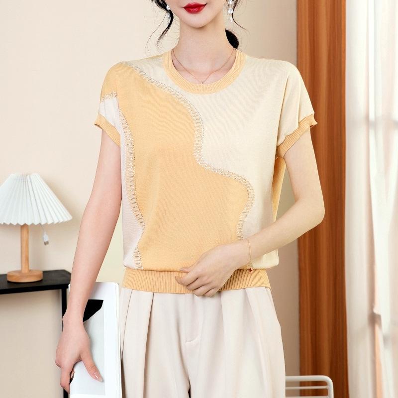 

Mom s Summer Ice Silk Short-Sleeve T-Shirt for Middle-Aged Women - Fashionable, Lightweight Knitted Top for All Ages XL (100-110 lbs)