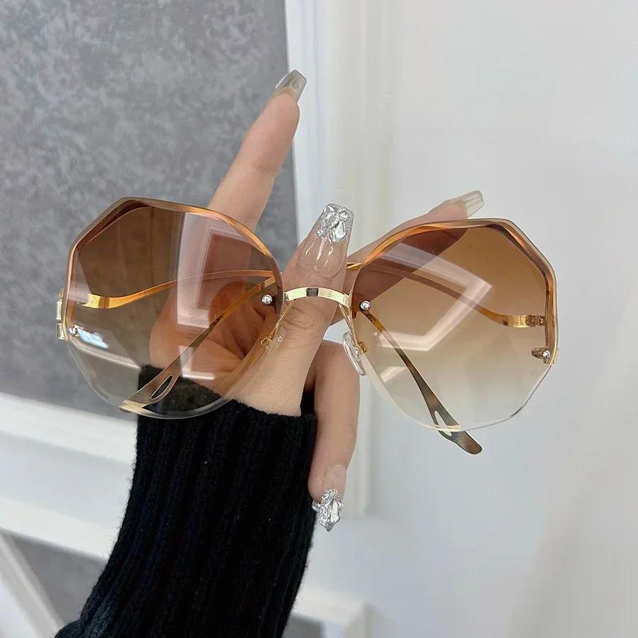 

Stylish Square Shape Sunglasses for Women Men Classic Vintage Retro Fashion Eyeglasses Casual Oculos Women Male Other