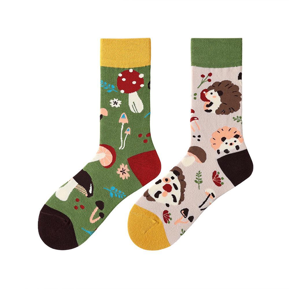 Original Asymmetrische Cartoon Hip Hop Baumwollsocken für Paare - Wadenhoch Mandarinenente Stil für Damen und Herren