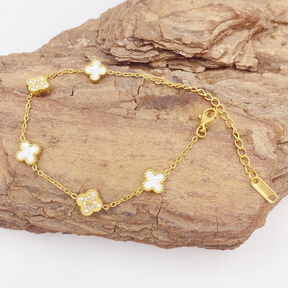 9MM Four Leaf Flower Bracelet Titanium Steel Bracelet No Color Loss Ladies Fashion Bracelet