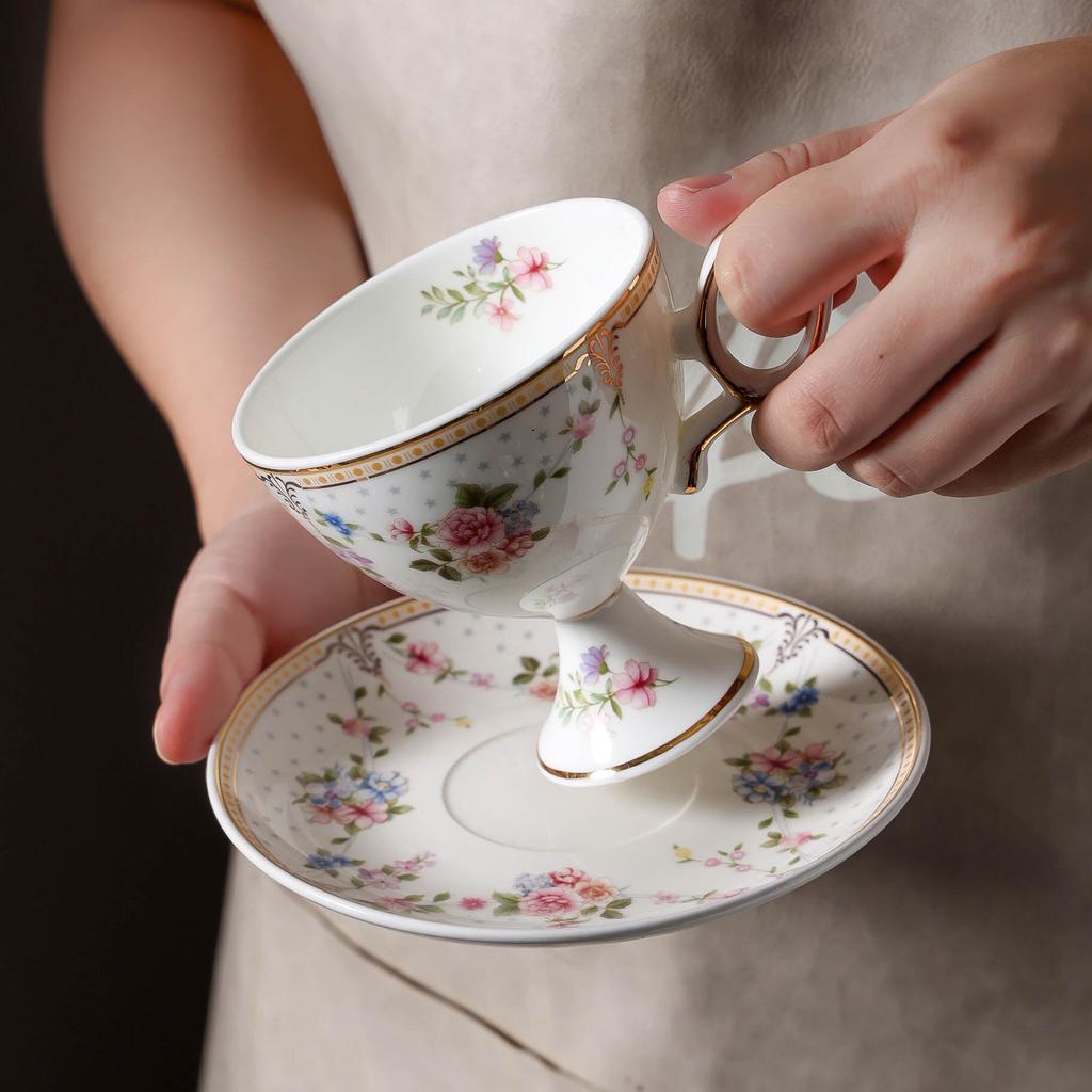220ml Bone China Espresso Cup Saucer Sets Ceramic Black Tea Mug Saucer Afternoon Tea Coffee Cup Saucer Sets Couple Water Cups