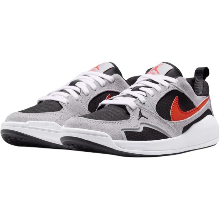 Jordan Scarpe da Basket CMFT Era Low top per Bambini Nero Grigio Unisex HQ0506-006