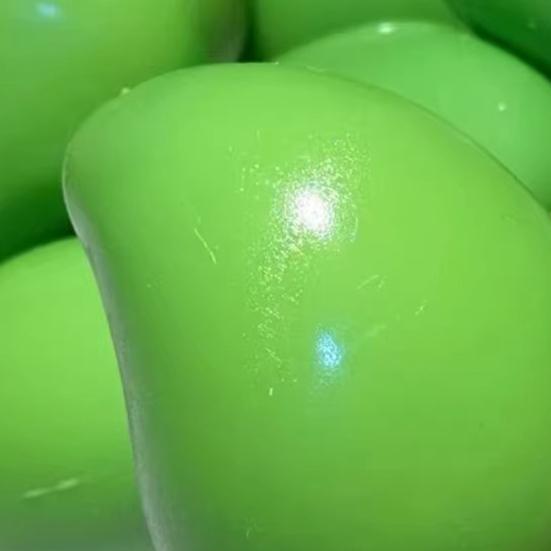 High-elastic Toy Crunchy Mango Squeeze Stress Ball, Color Changing Fidget with Crisp Sound, High Elastic Decompression for Anxiety Relief, Funny Gift