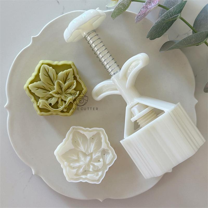 3 Styles Rabbit Leaf Pattern DIY Baking Mooncake Mold Hand Press Pastry Mold for Cake Decor Mid- Autumn Festival Bakeware Tools