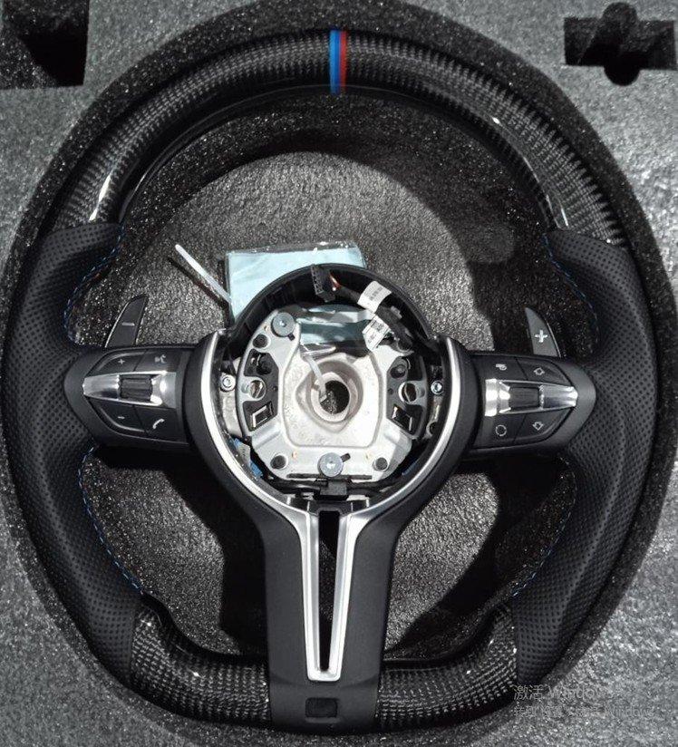 

Кермо (Карбон) для BMW 1 серія E81/82/87/88 2004-2011 рр.