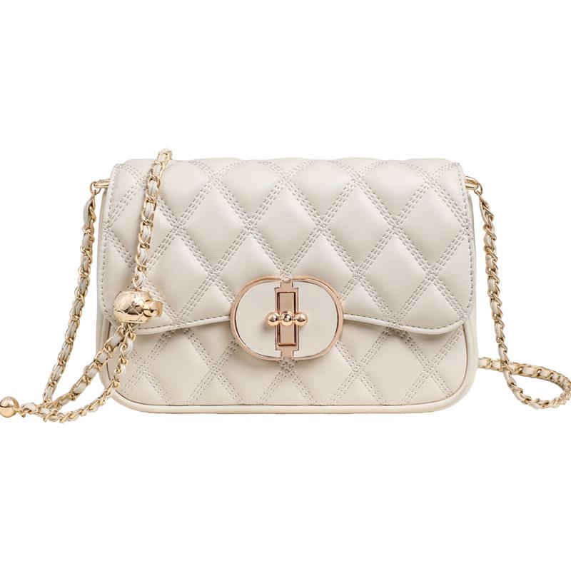 

C.BANNER Women s Quilted Leather Chain Shoulder Bag