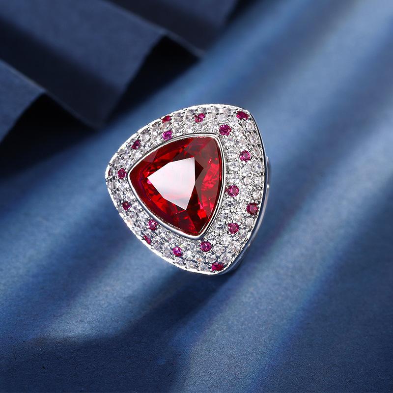 Jewelry Copper Bottom Gold-Plated Retro Simulation Red Corundum Fat Triangle Set Main 17 * 17-12 * 12