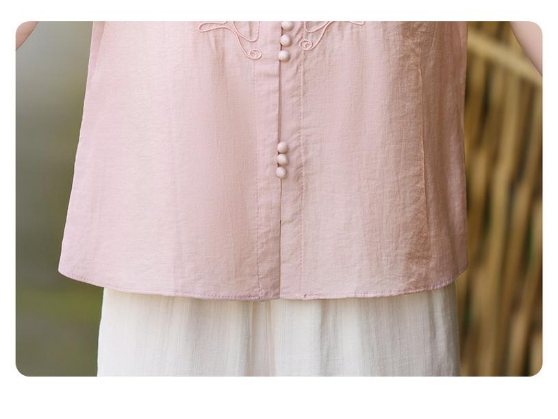 Mom's 2025 Summer Wear: New Chinese Style Blouse & Two-Piece Set for Middle-Aged and Elderly Women – Fashionable and Versatile T-Shirt.