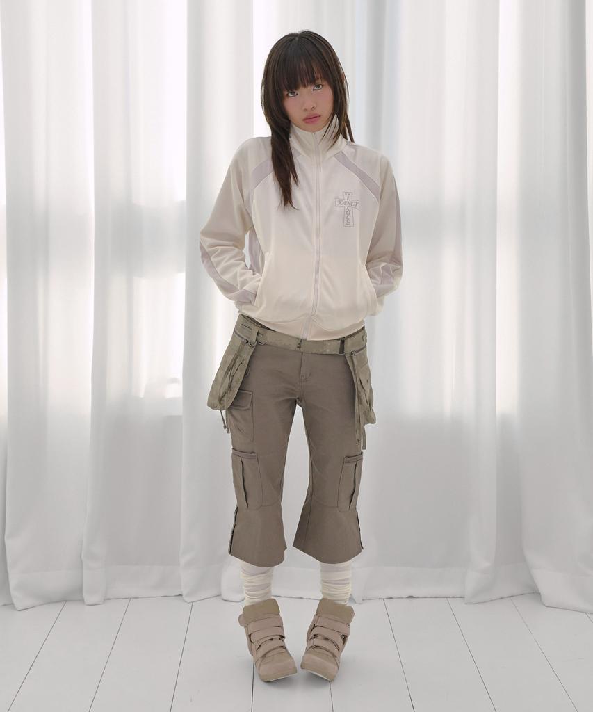 FANCY CLUB Pros Glossy Track Top (Ivory) F26Qb039