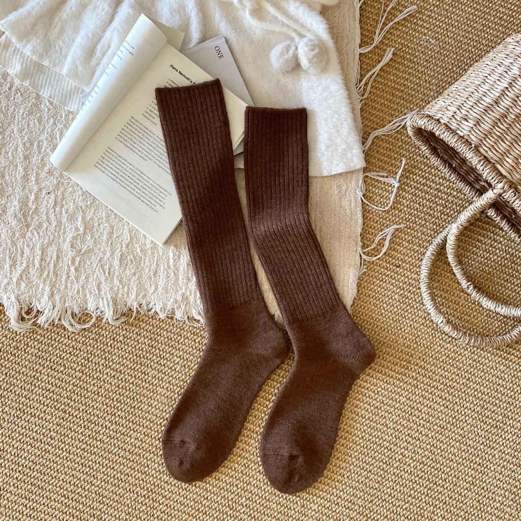 Seasonal Pile Socks Thicken Warm Vertical Pattern Slimming With Wool Maillard Coffee Color Calf Socks Stocking Socks Women