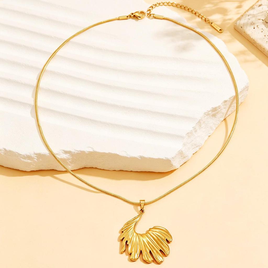 18K Gold Stainless Steel Feather Pendant Necklace for Women