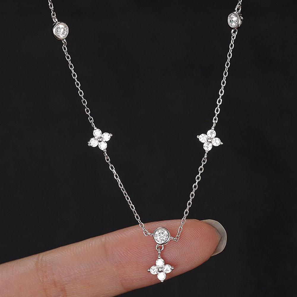 Silver Lucky Four Leaf Grass Necklace Women's Clavicle Chain Long Style Elegant Tassel Neck Chain Jewelry Accessories