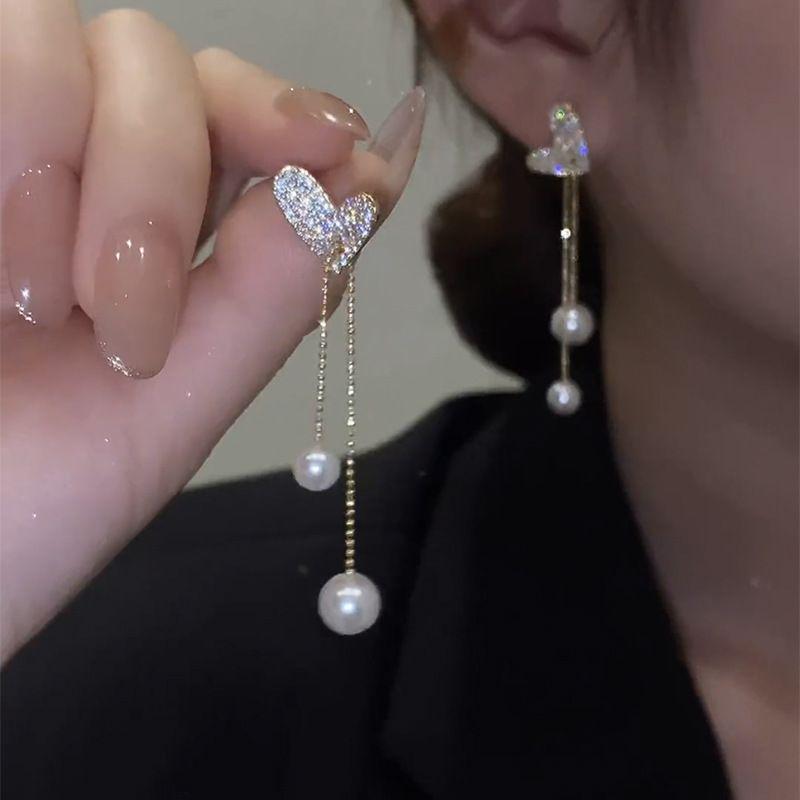 New Korean Style Temperament Pure White Pearl Shell Stud Earrings for Women Wedding Birthday Jewelry Sweet Gift Ladies Vintage