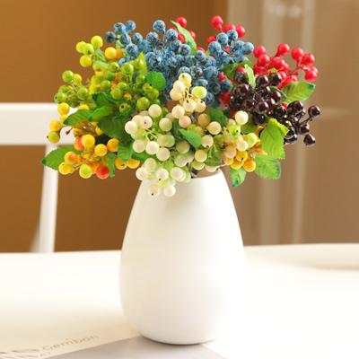 Ľahké umelé bobule Realistické pekné bezúdržbové simulované bobule