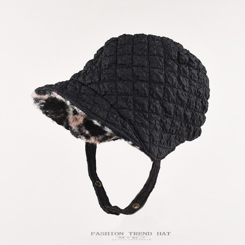 

Двусторонняя шерстяная шапка Lei Feng из овечьей шерсти для мужчин и женщин, осенне-зимняя, хлопковая защитная кепка для ушей, кепка в клетку One Size чёрный