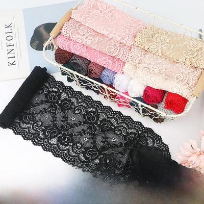 15cm Genişliğinde Yumuşak Elastik Dantel Kenar Süsü DIY Giyim ve Etek Dekorasyonu için Beyaz veya Siyah