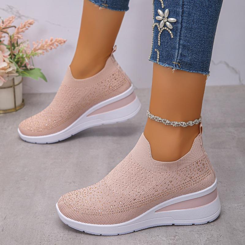 New large size spring and autumn new fashion casual rhinestone flying weaving women's sports style casual women's single shoes