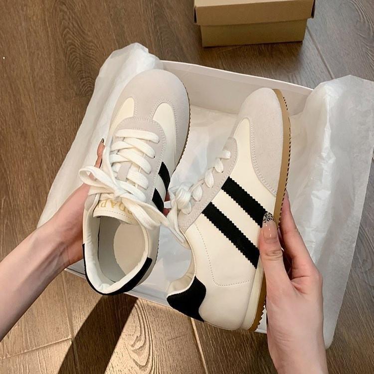 

Retro leather shoes women s new spring and summer flat-bottomed sports leisure soft-soled student shoes lace-up board shoes 35