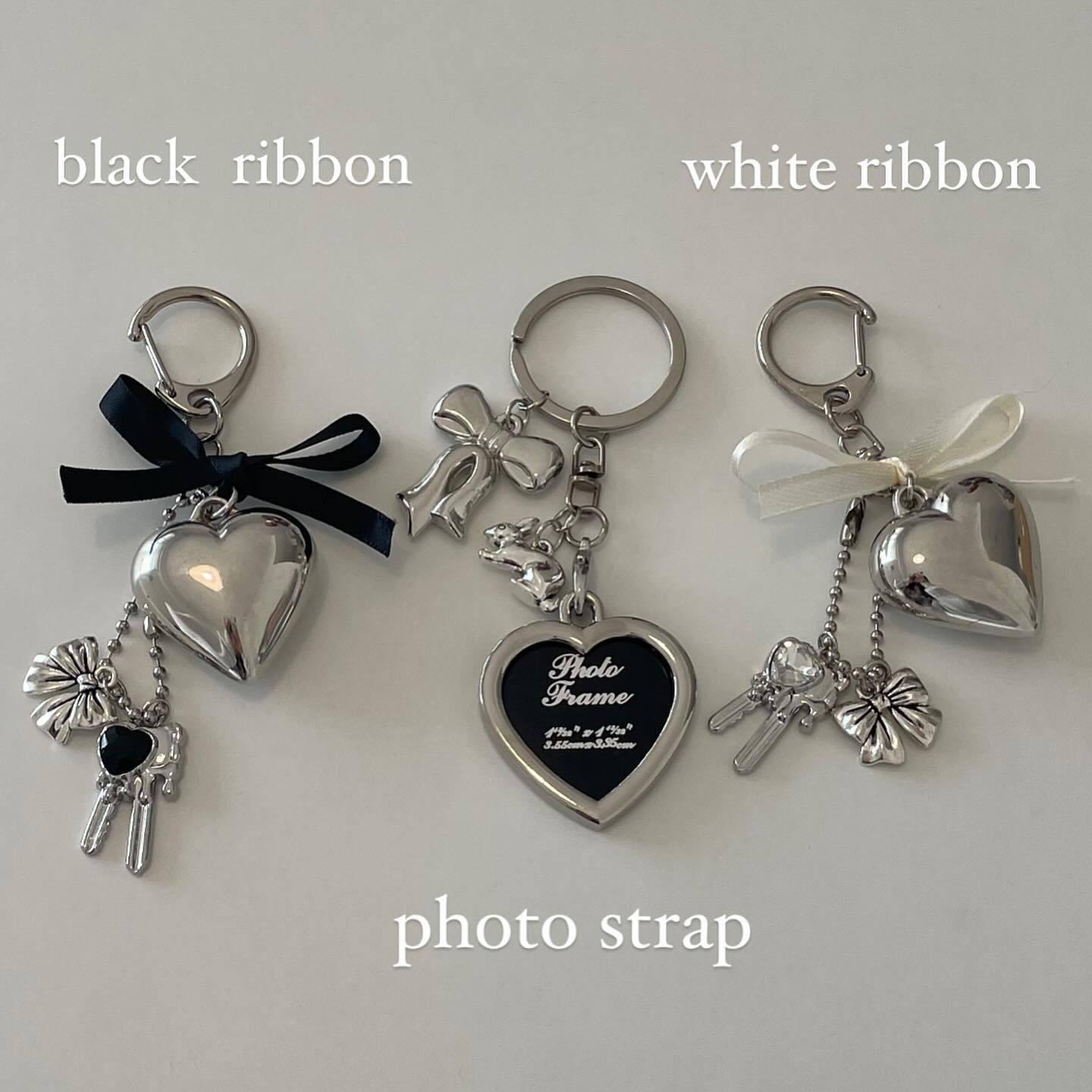 

Korean Hanfu-inspired Silver Heart Bow Keychain Charm